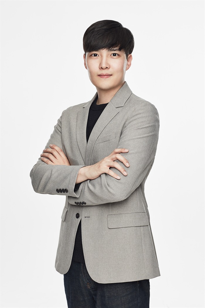 김성중
